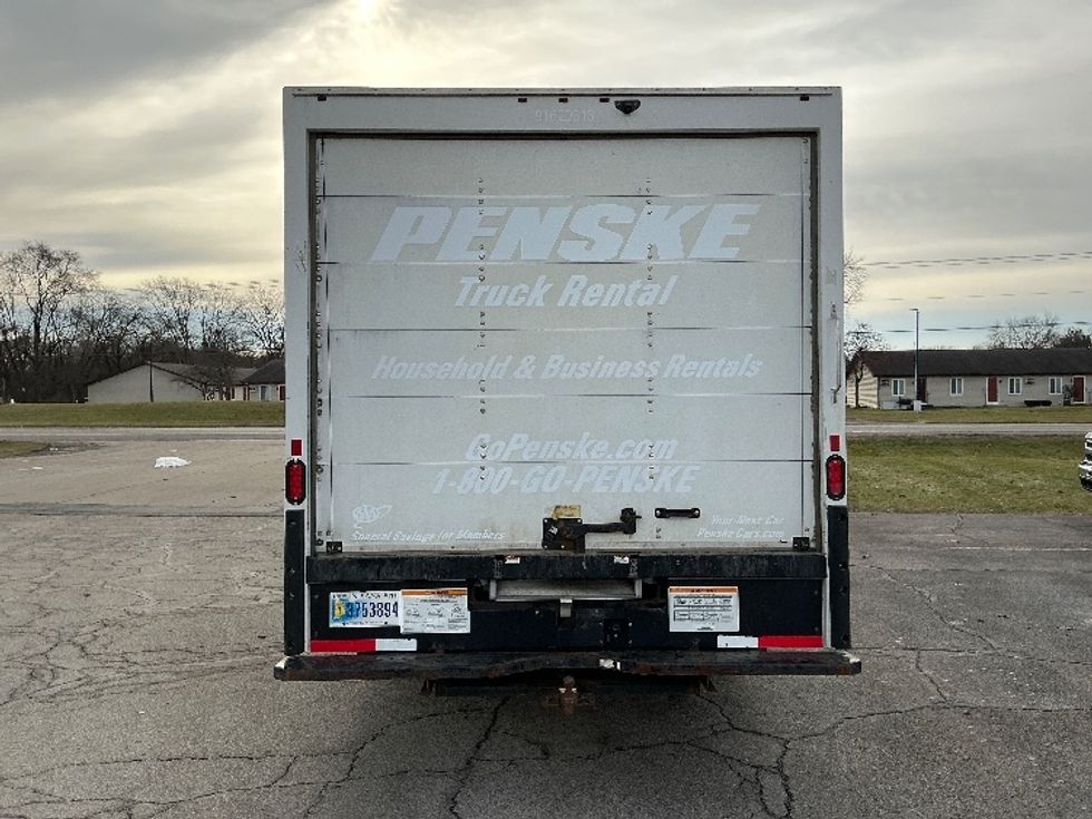 Light Duty Box Truck-Light and Medium Duty Trucks-GMC-2021-Savana G33903-Elkhart-IN-92,418\n\t\tmiles-$ 29,500 - Image 7