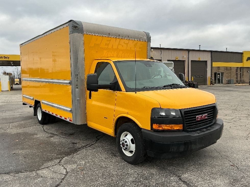 Light Duty Box Truck-Light and Medium Duty Trucks-GMC-2021-Savana G33903-Elkhart-IN-92,825\n\t\tmiles-$ 26,500 - Image 1