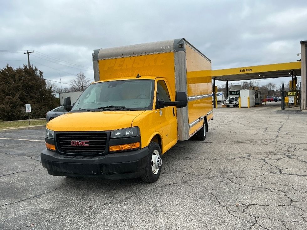 Light Duty Box Truck-Light and Medium Duty Trucks-GMC-2021-Savana G33903-Elkhart-IN-92,825\n\t\tmiles-$ 26,500 - Image 3