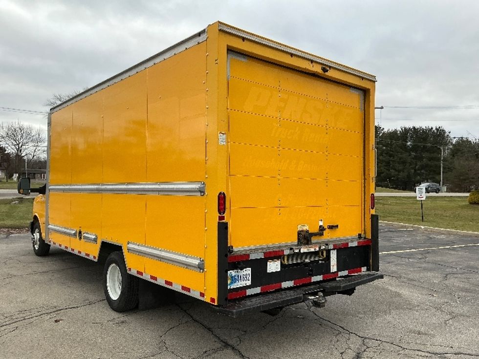Light Duty Box Truck-Light and Medium Duty Trucks-GMC-2021-Savana G33903-Elkhart-IN-92,825\n\t\tmiles-$ 26,500 - Image 6