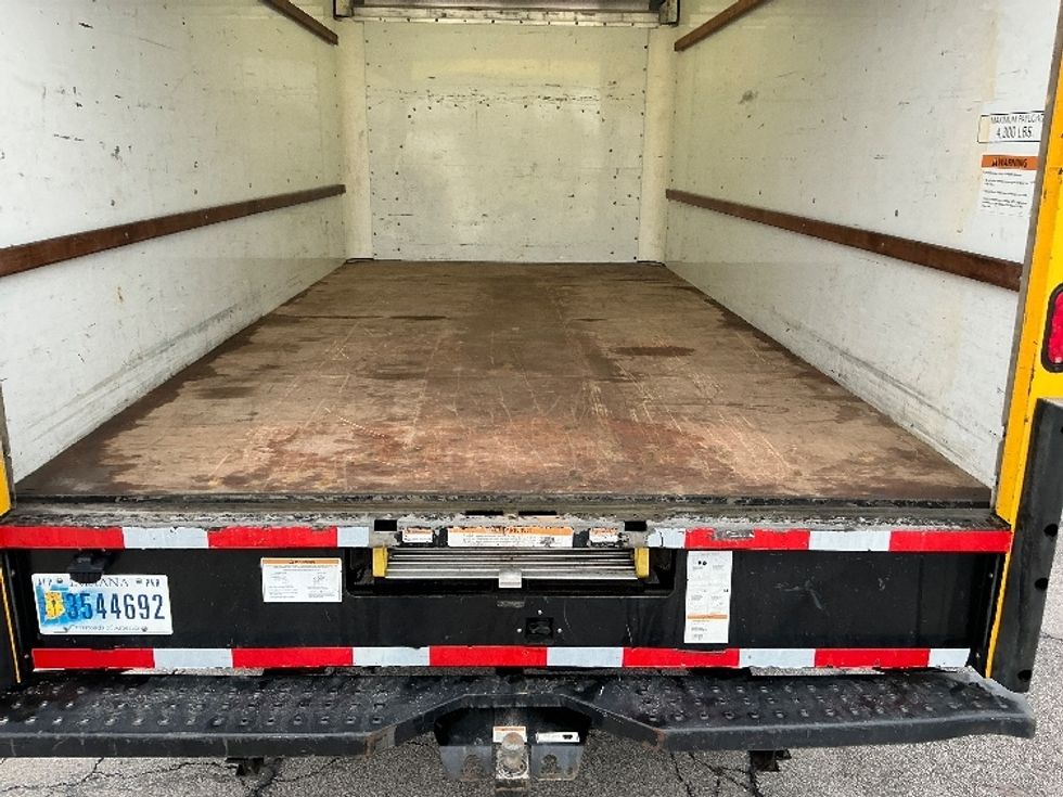 Light Duty Box Truck-Light and Medium Duty Trucks-GMC-2021-Savana G33903-Elkhart-IN-92,825\n\t\tmiles-$ 26,500 - Image 9