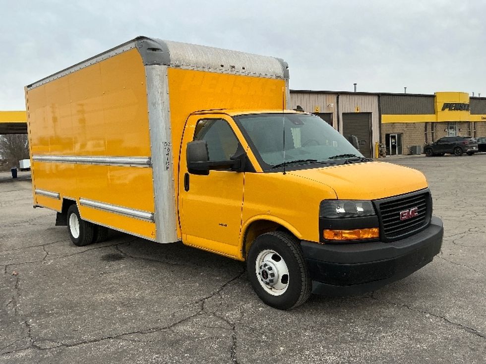 Light Duty Box Truck-Light and Medium Duty Trucks-GMC-2021-Savana G33903-Elkhart-IN-94,198\n\t\tmiles-$ 26,250 - Image 1