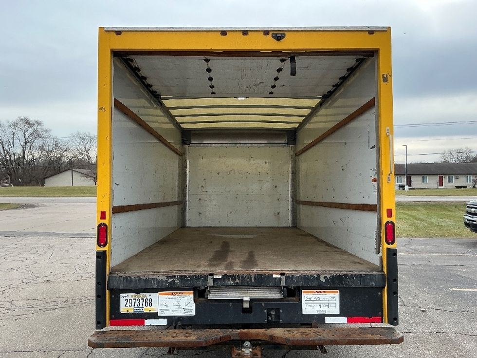 Light Duty Box Truck-Light and Medium Duty Trucks-GMC-2021-Savana G33903-Elkhart-IN-94,198\n\t\tmiles-$ 26,250 - Image 8