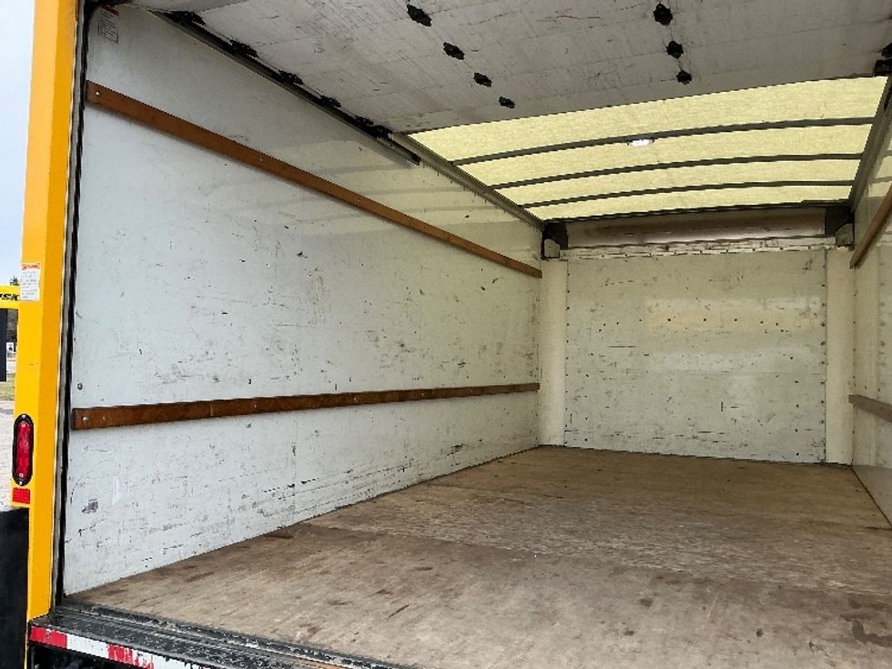 Light Duty Box Truck-Light and Medium Duty Trucks-GMC-2021-Savana G33903-Elkhart-IN-98,275\n\t\tmiles-$ 26,000 - Image 10