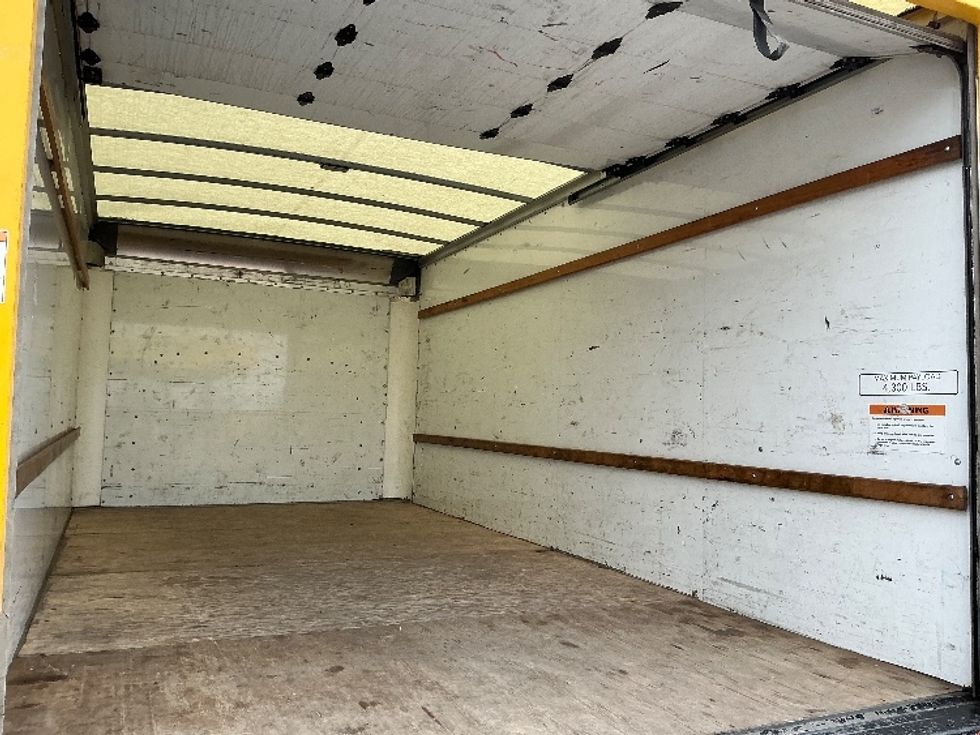 Light Duty Box Truck-Light and Medium Duty Trucks-GMC-2021-Savana G33903-Elkhart-IN-98,275\n\t\tmiles-$ 26,000 - Image 11