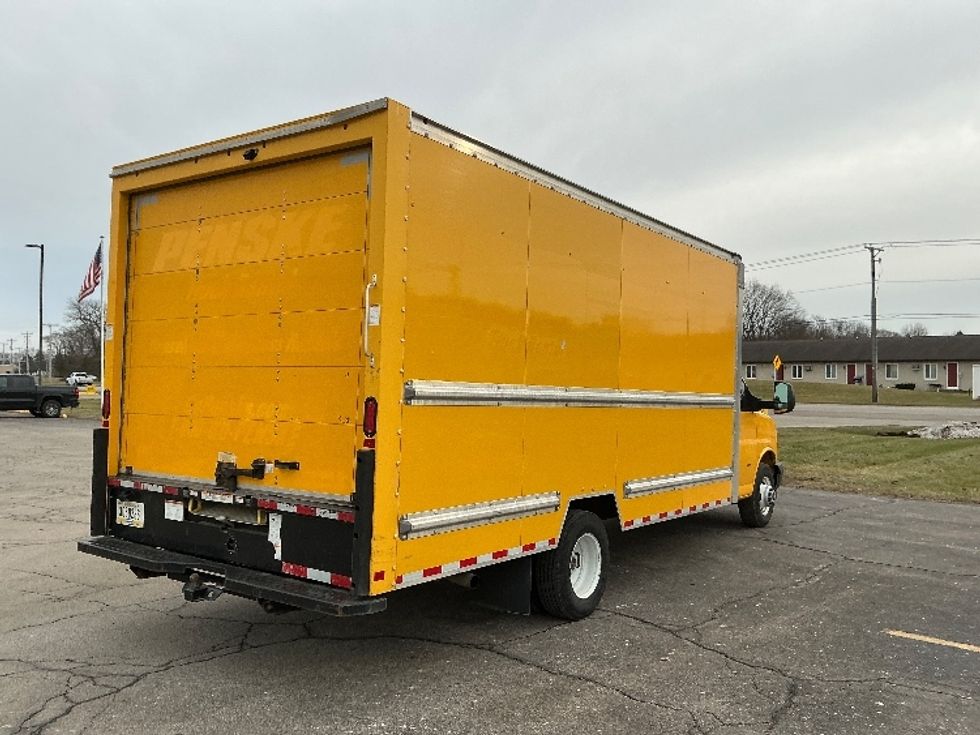 Light Duty Box Truck-Light and Medium Duty Trucks-GMC-2021-Savana G33903-Elkhart-IN-98,275\n\t\tmiles-$ 26,000 - Image 12