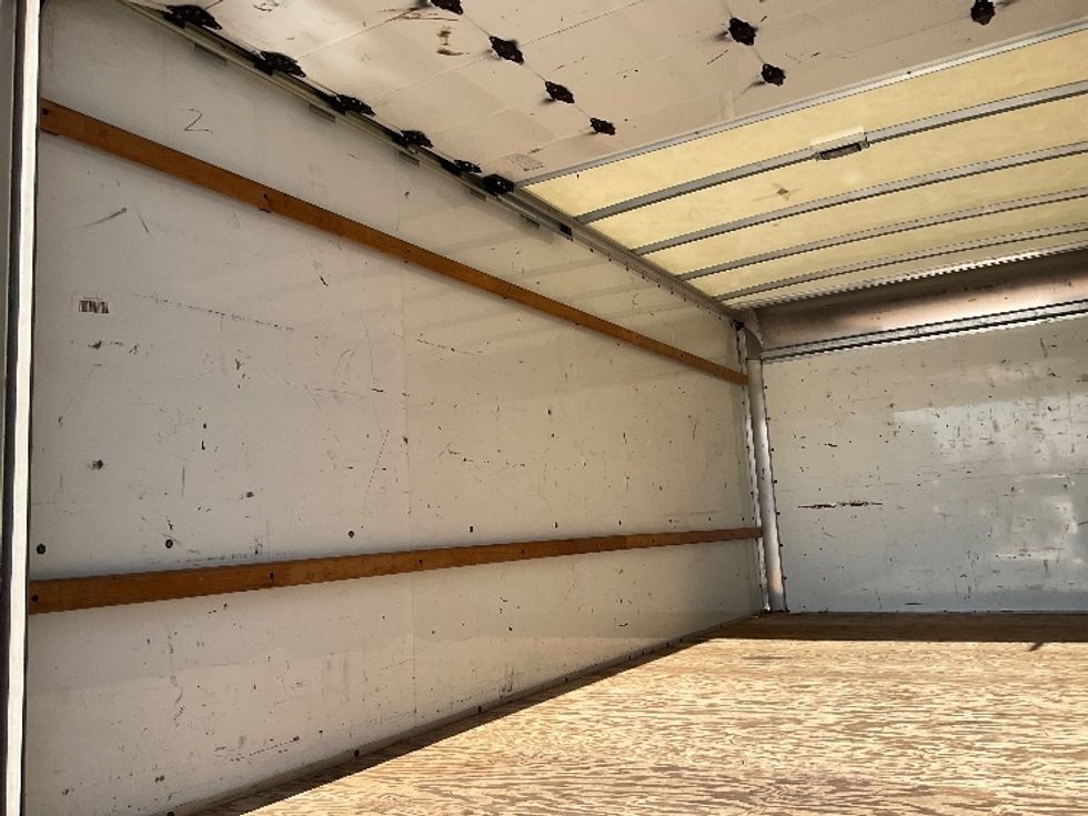 Light Duty Box Truck-Light and Medium Duty Trucks-GMC-2021-Savana G33903-Elmsford-NY-101,062\n\t\tmiles-$ 29,750 - Image 11