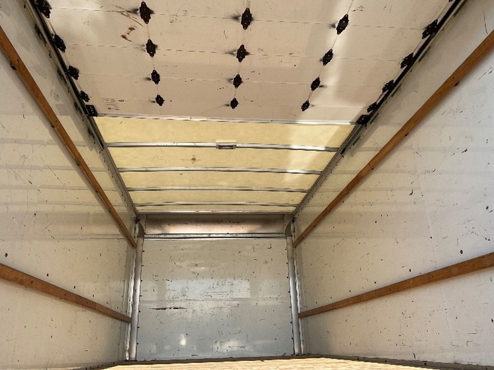 Light Duty Box Truck-Light and Medium Duty Trucks-GMC-2021-Savana G33903-Elmsford-NY-101,062\n\t\tmiles-$ 29,750 - Image 26