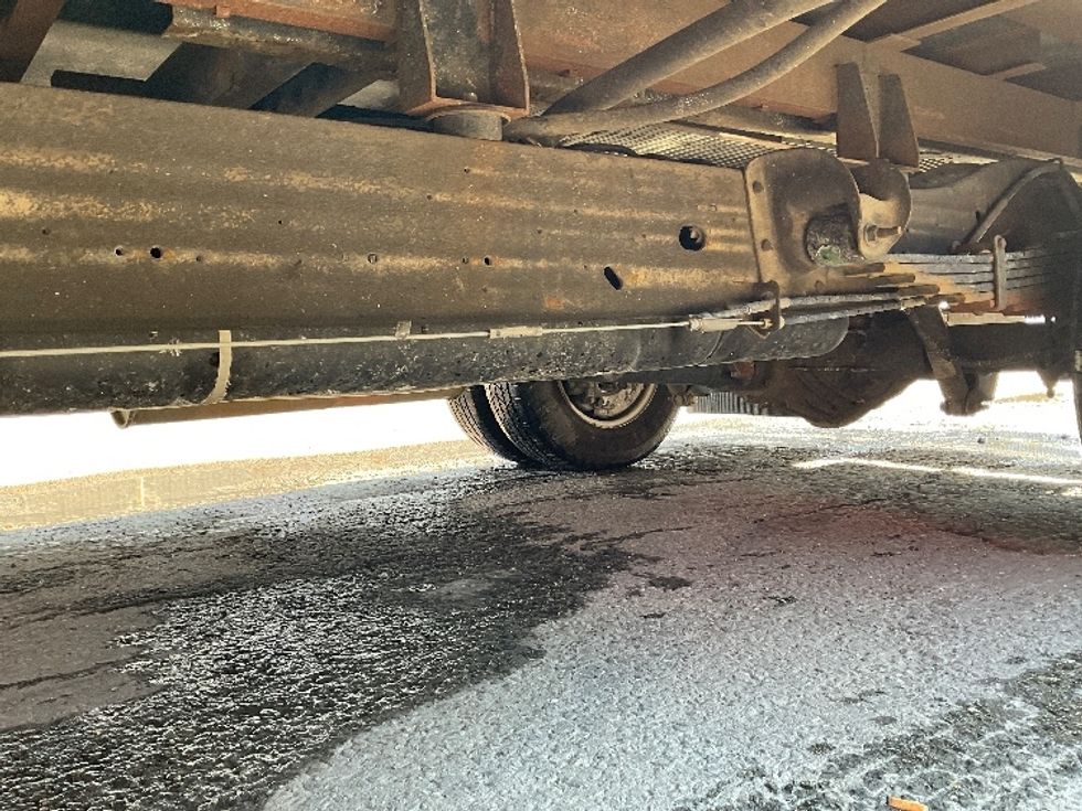 Light Duty Box Truck-Light and Medium Duty Trucks-GMC-2021-Savana G33903-Elmsford-NY-101,062\n\t\tmiles-$ 29,750 - Image 5