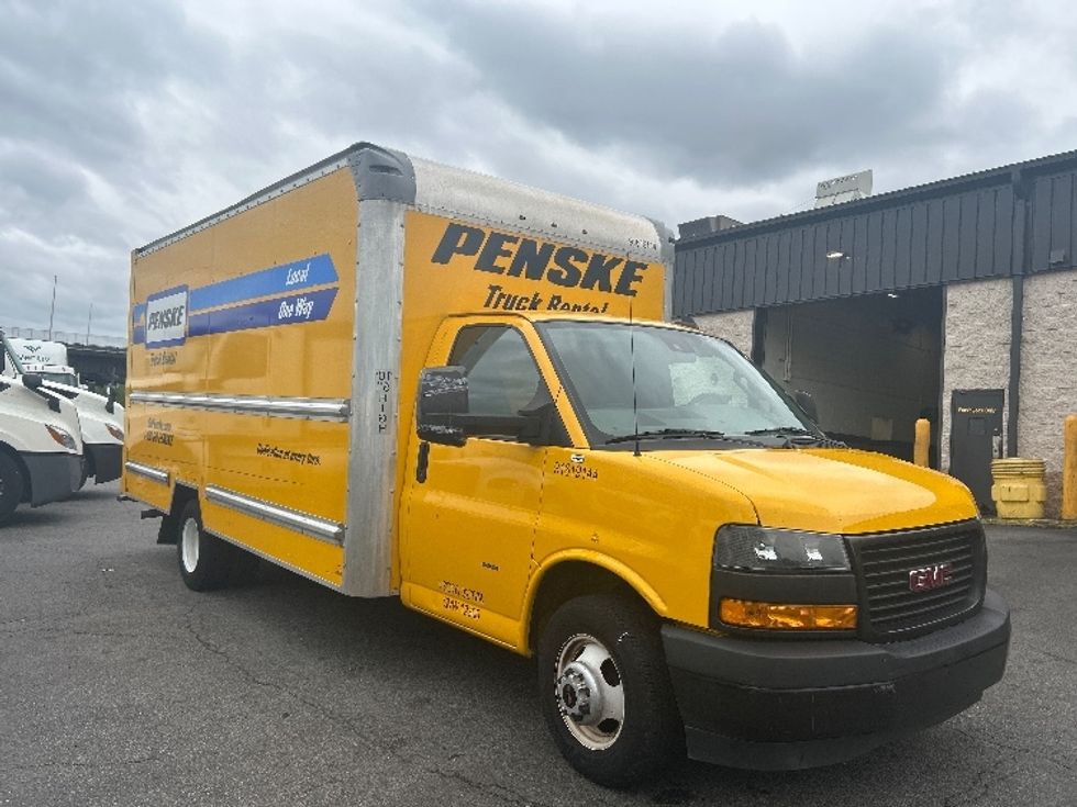 Light Duty Box Truck-Light and Medium Duty Trucks-GMC-2021-Savana G33903-Elmsford-NY-102,868\n\t\tmiles-$ 24,000 - Image 1