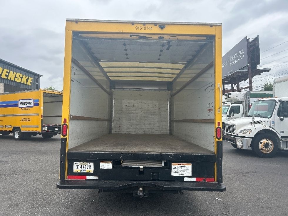 Light Duty Box Truck-Light and Medium Duty Trucks-GMC-2021-Savana G33903-Elmsford-NY-102,868\n\t\tmiles-$ 24,000 - Image 8