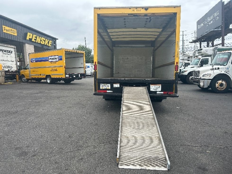 Light Duty Box Truck-Light and Medium Duty Trucks-GMC-2021-Savana G33903-Elmsford-NY-102,868\n\t\tmiles-$ 24,000 - Image 9