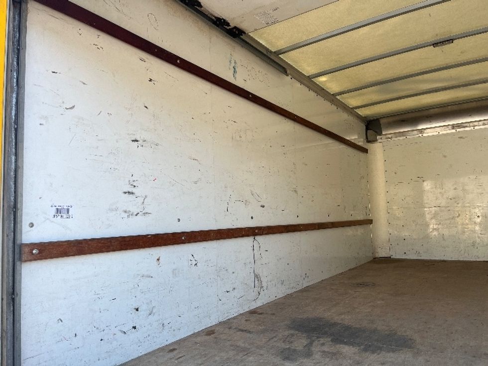 Light Duty Box Truck-Light and Medium Duty Trucks-GMC-2021-Savana G33903-Elmsford-NY-115,757\n\t\tmiles-$ 24,000 - Image 11