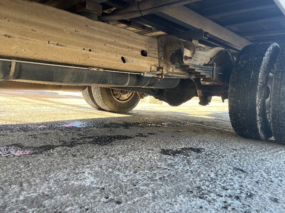 Light Duty Box Truck-Light and Medium Duty Trucks-GMC-2021-Savana G33903-Elmsford-NY-115,757\n\t\tmiles-$ 24,000 - Image 5