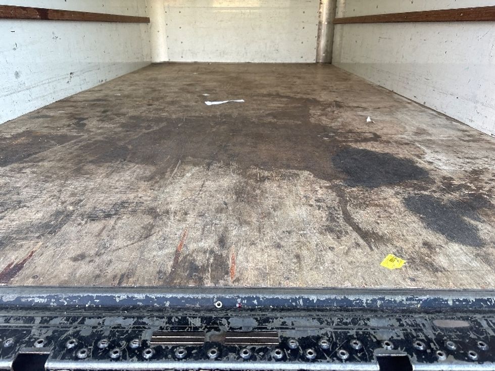 Light Duty Box Truck-Light and Medium Duty Trucks-GMC-2021-Savana G33903-Elmsford-NY-59,808\n\t\tmiles-$ 28,750 - Image 10