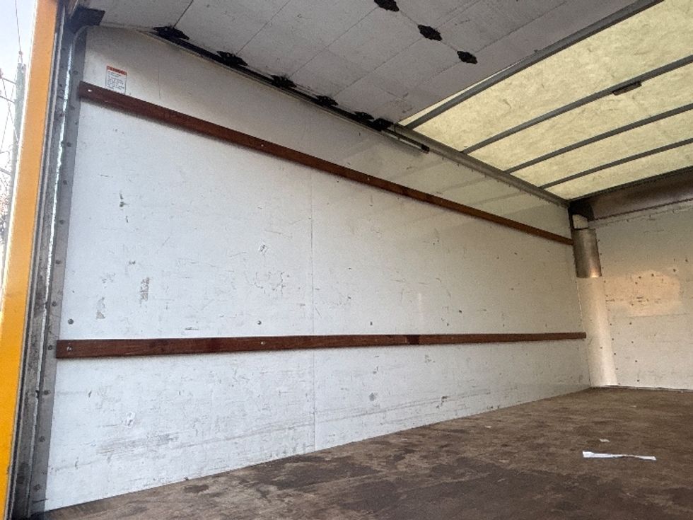 Light Duty Box Truck-Light and Medium Duty Trucks-GMC-2021-Savana G33903-Elmsford-NY-59,808\n\t\tmiles-$ 28,750 - Image 11