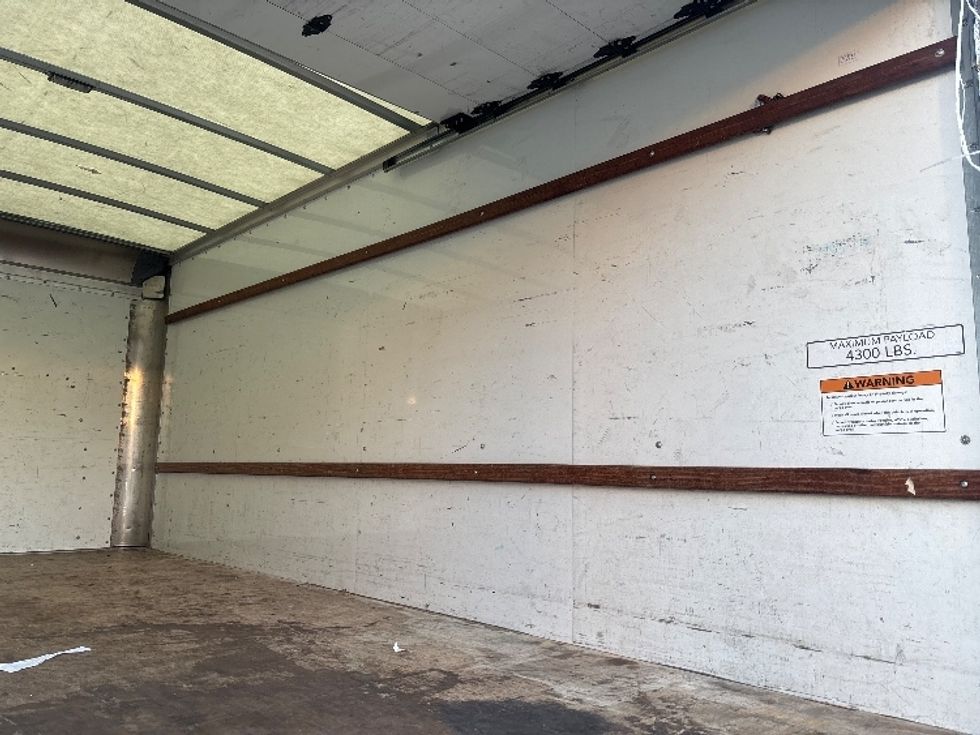 Light Duty Box Truck-Light and Medium Duty Trucks-GMC-2021-Savana G33903-Elmsford-NY-59,808\n\t\tmiles-$ 28,750 - Image 12