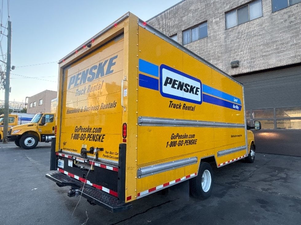 Light Duty Box Truck-Light and Medium Duty Trucks-GMC-2021-Savana G33903-Elmsford-NY-59,808\n\t\tmiles-$ 28,750 - Image 13