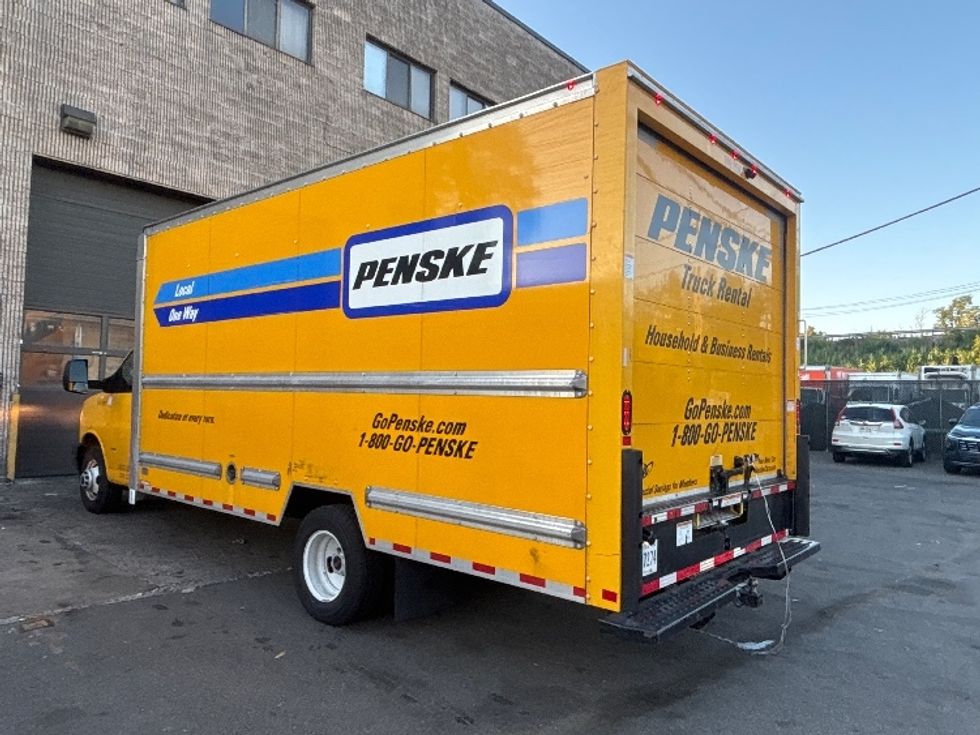 Light Duty Box Truck-Light and Medium Duty Trucks-GMC-2021-Savana G33903-Elmsford-NY-59,808\n\t\tmiles-$ 28,750 - Image 6