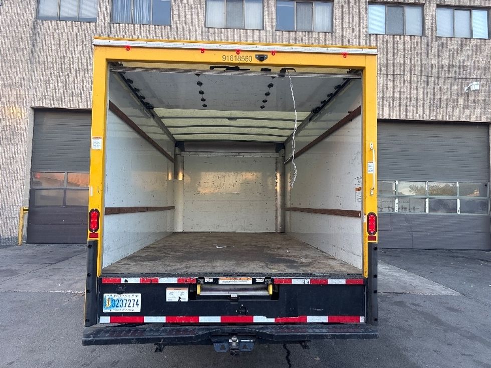 Light Duty Box Truck-Light and Medium Duty Trucks-GMC-2021-Savana G33903-Elmsford-NY-59,808\n\t\tmiles-$ 28,750 - Image 8