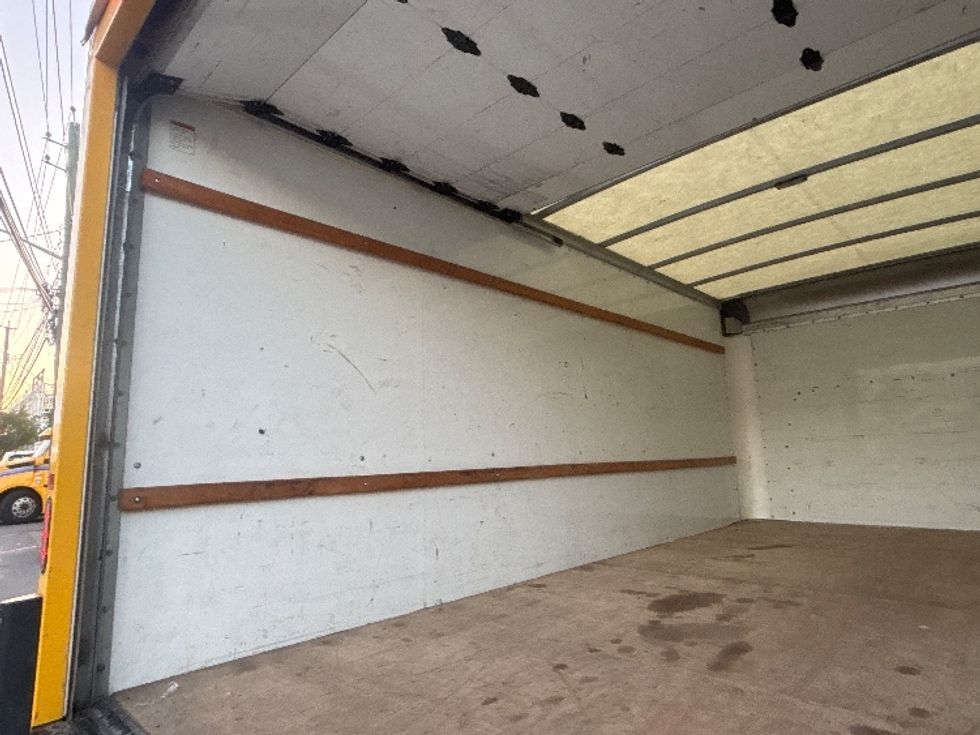Light Duty Box Truck-Light and Medium Duty Trucks-GMC-2021-Savana G33903-Elmsford-NY-73,239\n\t\tmiles-$ 27,250 - Image 11