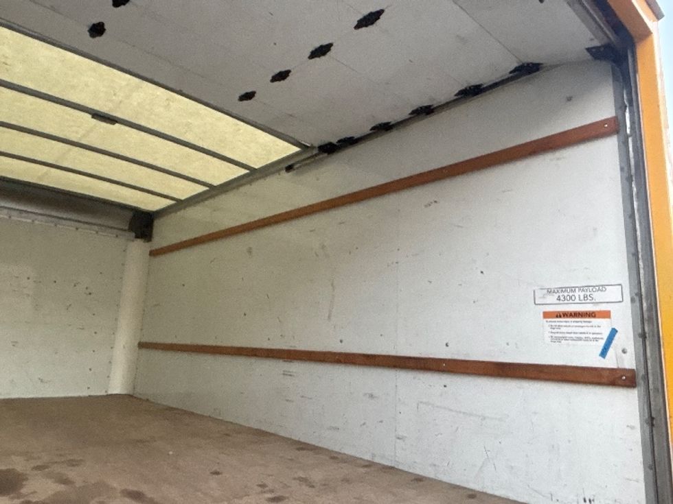 Light Duty Box Truck-Light and Medium Duty Trucks-GMC-2021-Savana G33903-Elmsford-NY-73,239\n\t\tmiles-$ 27,250 - Image 12