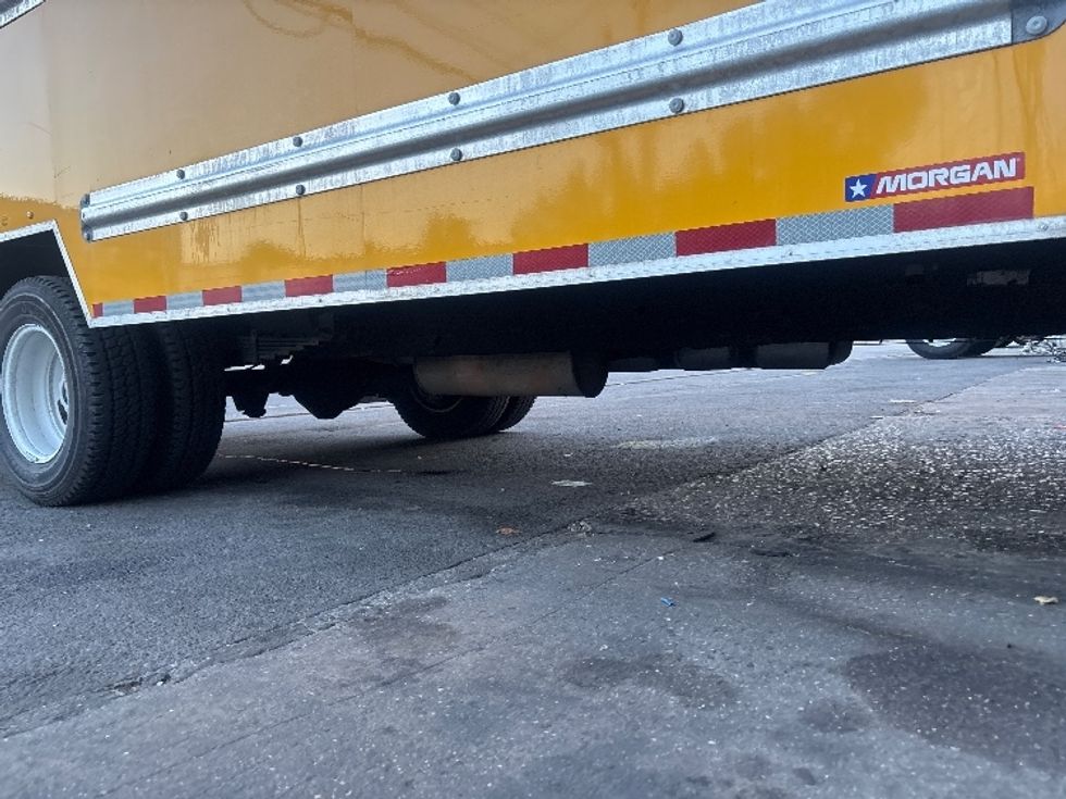 Light Duty Box Truck-Light and Medium Duty Trucks-GMC-2021-Savana G33903-Elmsford-NY-73,239\n\t\tmiles-$ 27,250 - Image 14