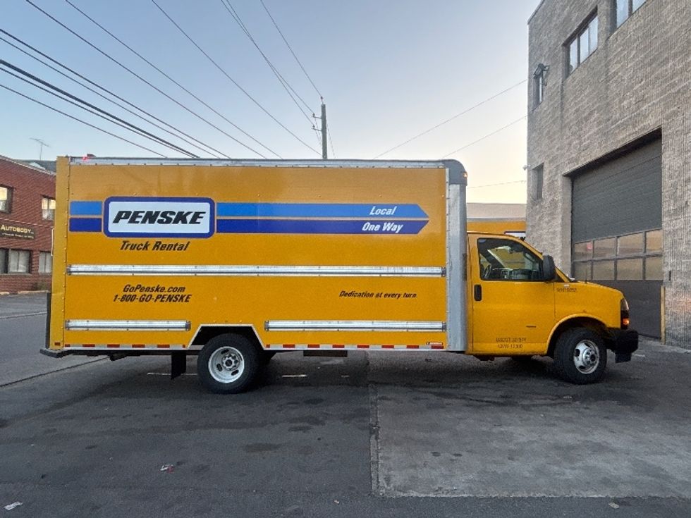 Light Duty Box Truck-Light and Medium Duty Trucks-GMC-2021-Savana G33903-Elmsford-NY-73,239\n\t\tmiles-$ 27,250 - Image 15