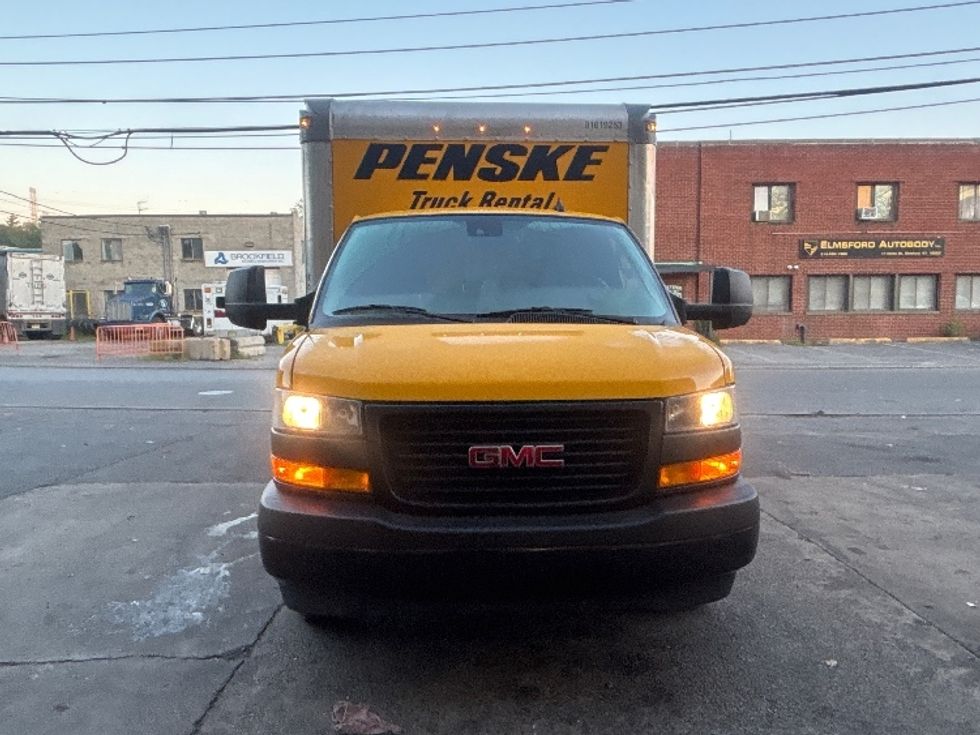 Light Duty Box Truck-Light and Medium Duty Trucks-GMC-2021-Savana G33903-Elmsford-NY-73,239\n\t\tmiles-$ 27,250 - Image 2
