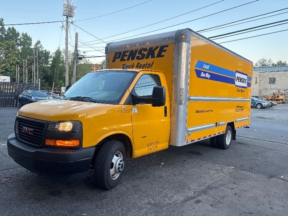 Light Duty Box Truck-Light and Medium Duty Trucks-GMC-2021-Savana G33903-Elmsford-NY-73,239\n\t\tmiles-$ 27,250 - Image 3