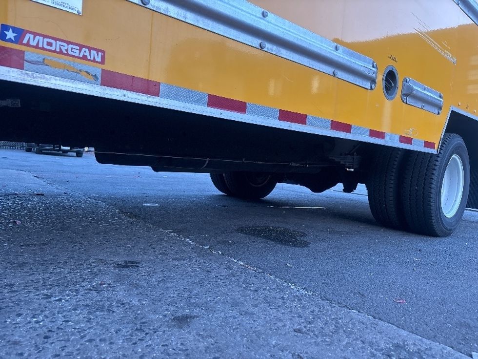 Light Duty Box Truck-Light and Medium Duty Trucks-GMC-2021-Savana G33903-Elmsford-NY-73,239\n\t\tmiles-$ 27,250 - Image 5