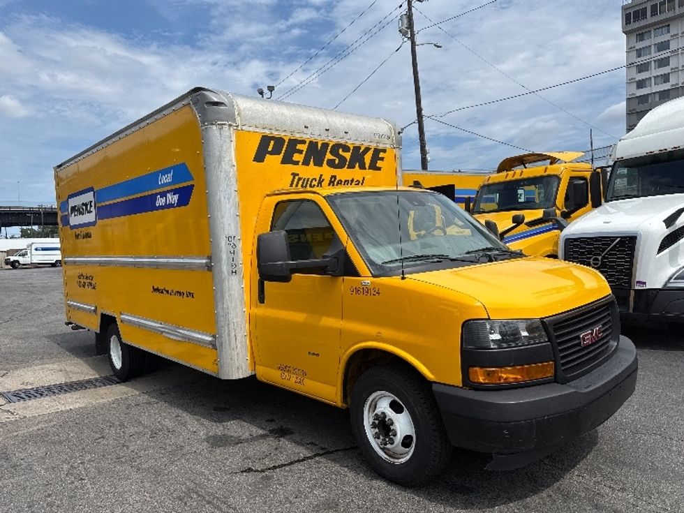 Light Duty Box Truck-Light and Medium Duty Trucks-GMC-2021-Savana G33903-Elmsford-NY-74,311\n\t\tmiles-$ 27,000 - Image 1