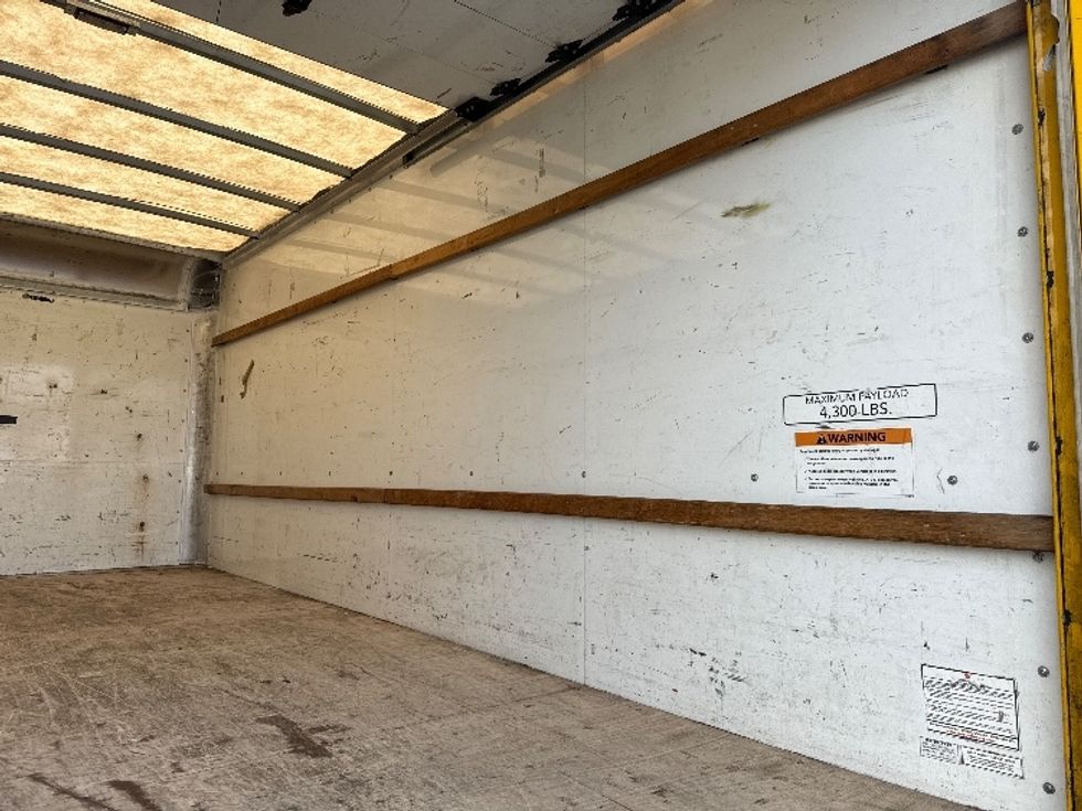 Light Duty Box Truck-Light and Medium Duty Trucks-GMC-2021-Savana G33903-Elmsford-NY-74,311\n\t\tmiles-$ 27,000 - Image 11