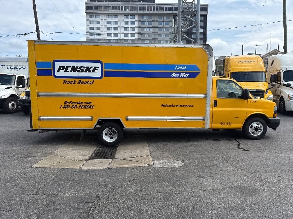 Light Duty Box Truck-Light and Medium Duty Trucks-GMC-2021-Savana G33903-Elmsford-NY-74,311\n\t\tmiles-$ 27,000 - Image 13