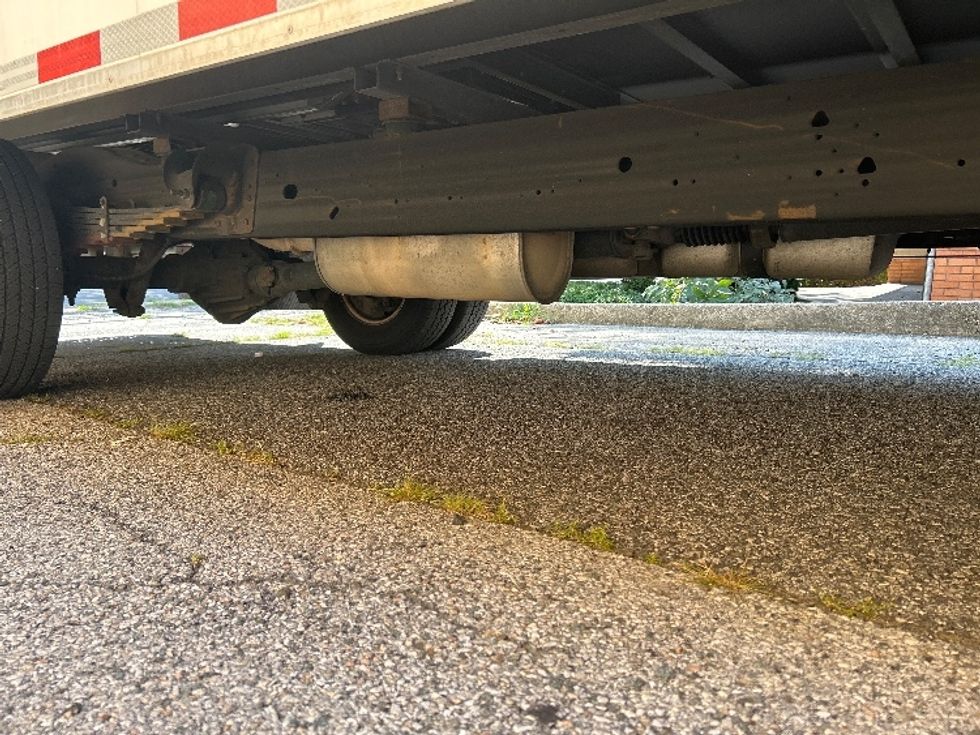 Light Duty Box Truck-Light and Medium Duty Trucks-GMC-2021-Savana G33903-Elmsford-NY-75,421\n\t\tmiles-$ 31,250 - Image 13