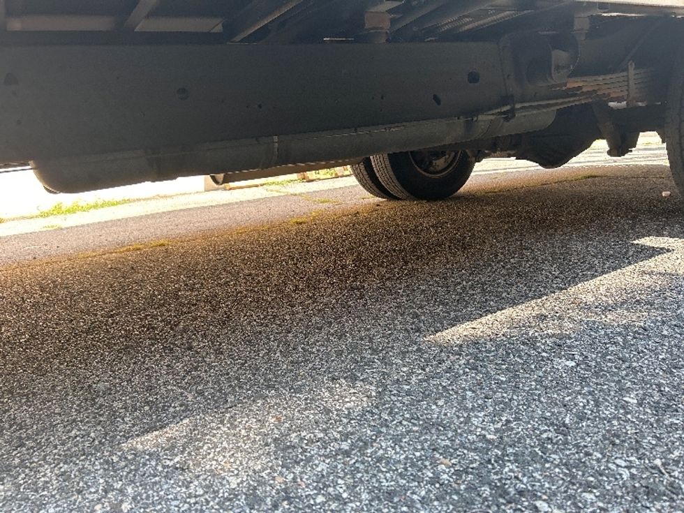 Light Duty Box Truck-Light and Medium Duty Trucks-GMC-2021-Savana G33903-Elmsford-NY-75,421\n\t\tmiles-$ 31,250 - Image 5