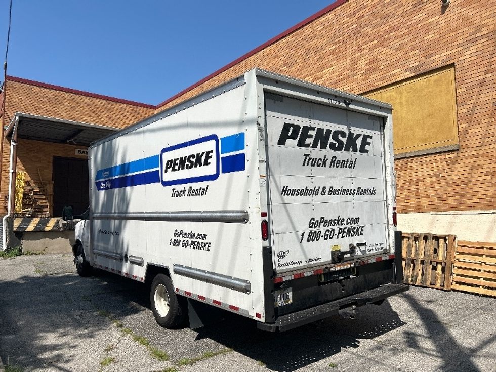 Light Duty Box Truck-Light and Medium Duty Trucks-GMC-2021-Savana G33903-Elmsford-NY-75,421\n\t\tmiles-$ 31,250 - Image 6