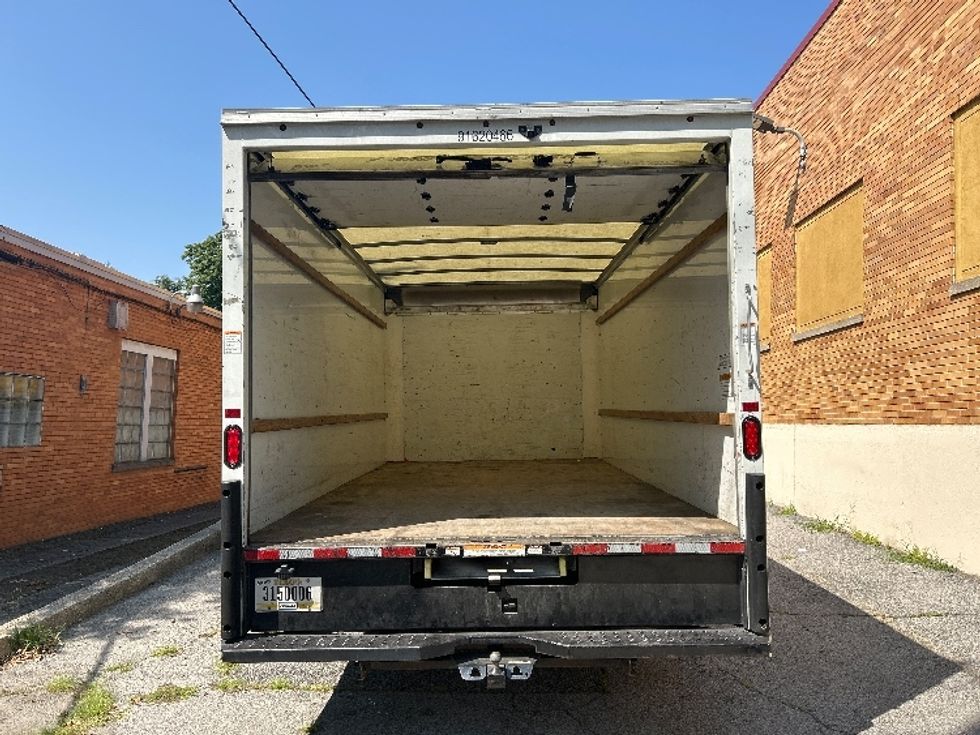 Light Duty Box Truck-Light and Medium Duty Trucks-GMC-2021-Savana G33903-Elmsford-NY-75,421\n\t\tmiles-$ 31,250 - Image 8