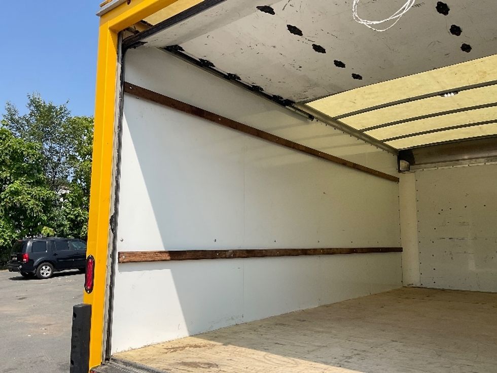 Light Duty Box Truck-Light and Medium Duty Trucks-GMC-2021-Savana G33903-Elmsford-NY-95,617\n\t\tmiles-$ 24,750 - Image 10