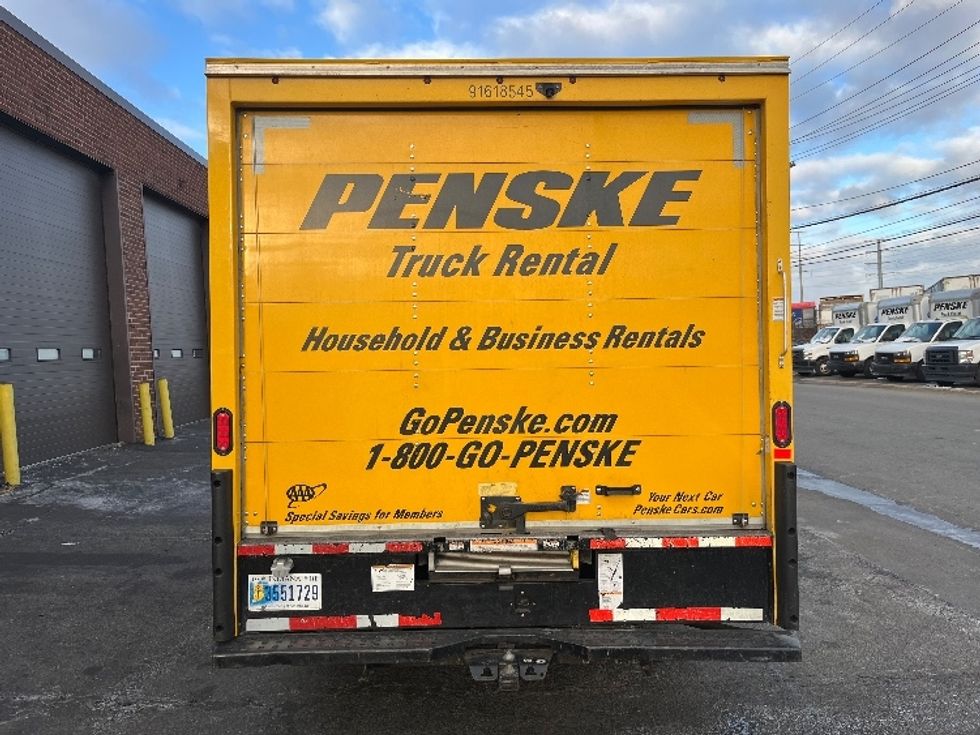 Light Duty Box Truck-Light and Medium Duty Trucks-GMC-2021-Savana G33903-Elmsford-NY-98,136\n\t\tmiles-$ 26,000 - Image 6