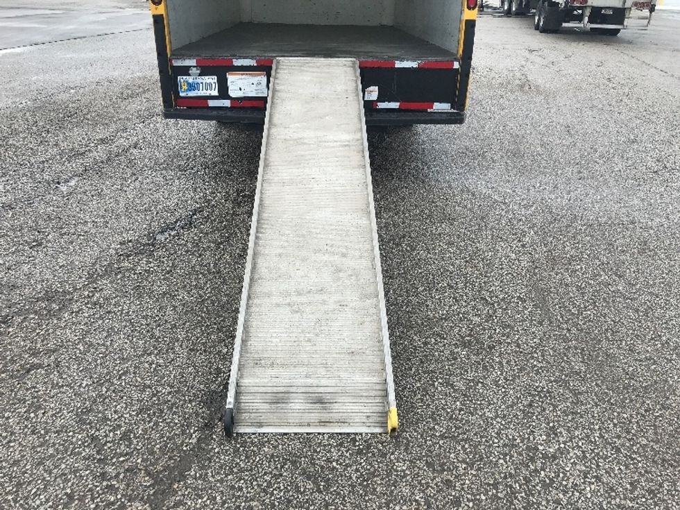 Light Duty Box Truck-Light and Medium Duty Trucks-GMC-2021-Savana G33903-Erie-PA-119,288\n\t\tmiles-$ 24,000 - Image 9