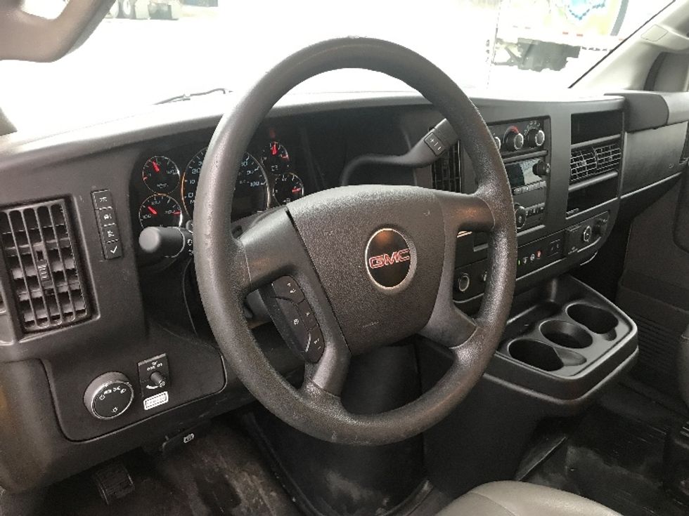 Light Duty Box Truck-Light and Medium Duty Trucks-GMC-2021-Savana G33903-Erie-PA-91,055\n\t\tmiles-$ 27,250 - Image 16