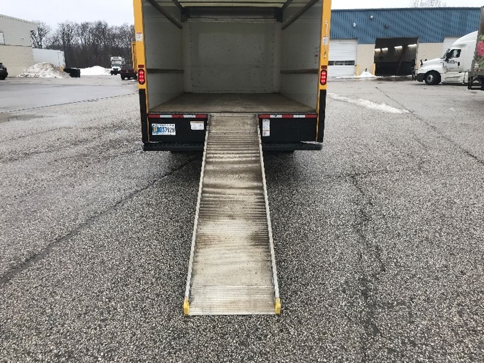 Light Duty Box Truck-Light and Medium Duty Trucks-GMC-2021-Savana G33903-Erie-PA-91,055\n\t\tmiles-$ 27,250 - Image 9