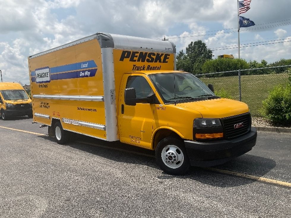 Used Light Duty Box Trucks for Sale in KY Penske Used Trucks
