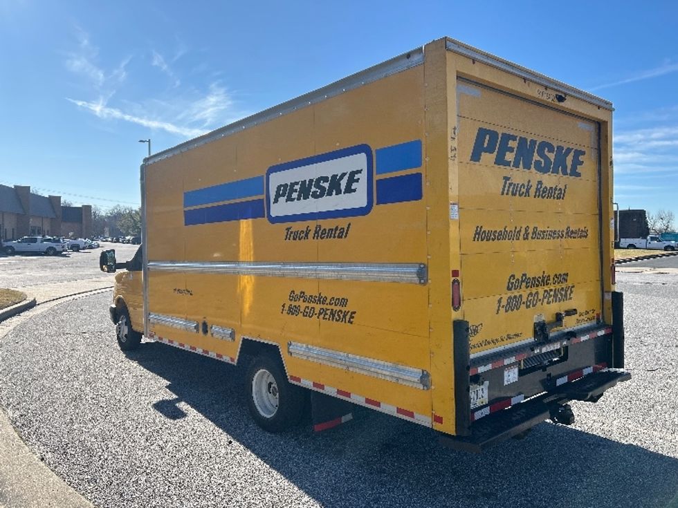 Light Duty Box Truck-Light and Medium Duty Trucks-GMC-2021-Savana G33903-Essex-MD-100,332\n\t\tmiles-$ 25,750 - Image 6