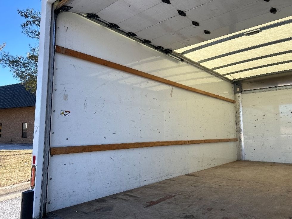 Light Duty Box Truck-Light and Medium Duty Trucks-GMC-2021-Savana G33903-Essex-MD-104,231\n\t\tmiles-$ 28,000 - Image 10