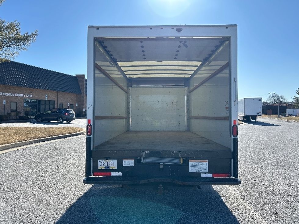 Light Duty Box Truck-Light and Medium Duty Trucks-GMC-2021-Savana G33903-Essex-MD-104,231\n\t\tmiles-$ 28,000 - Image 8