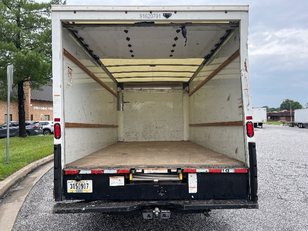 Light Duty Box Truck-Light and Medium Duty Trucks-GMC-2021-Savana G33903-Essex-MD-54,865\n\t\tmiles-$ 33,500 - Image 8