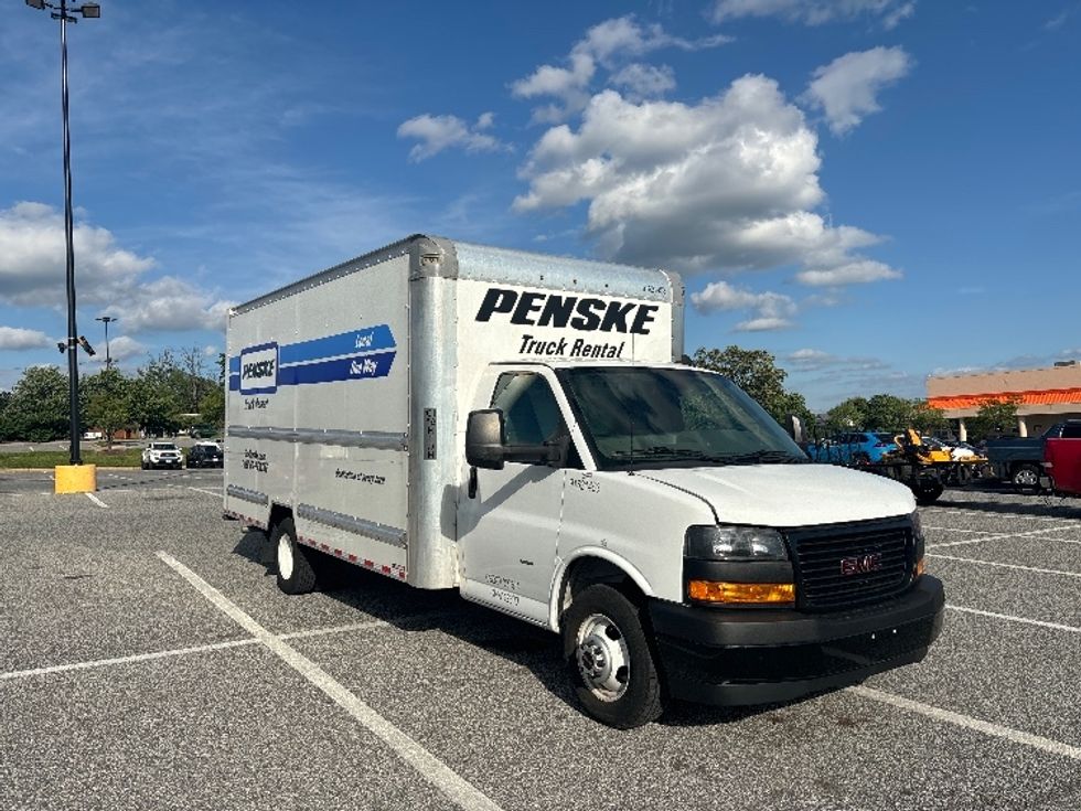 Light Duty Box Truck-Light and Medium Duty Trucks-GMC-2021-Savana G33903-Essex-MD-71,195\n\t\tmiles-$ 31,750 - Image 1