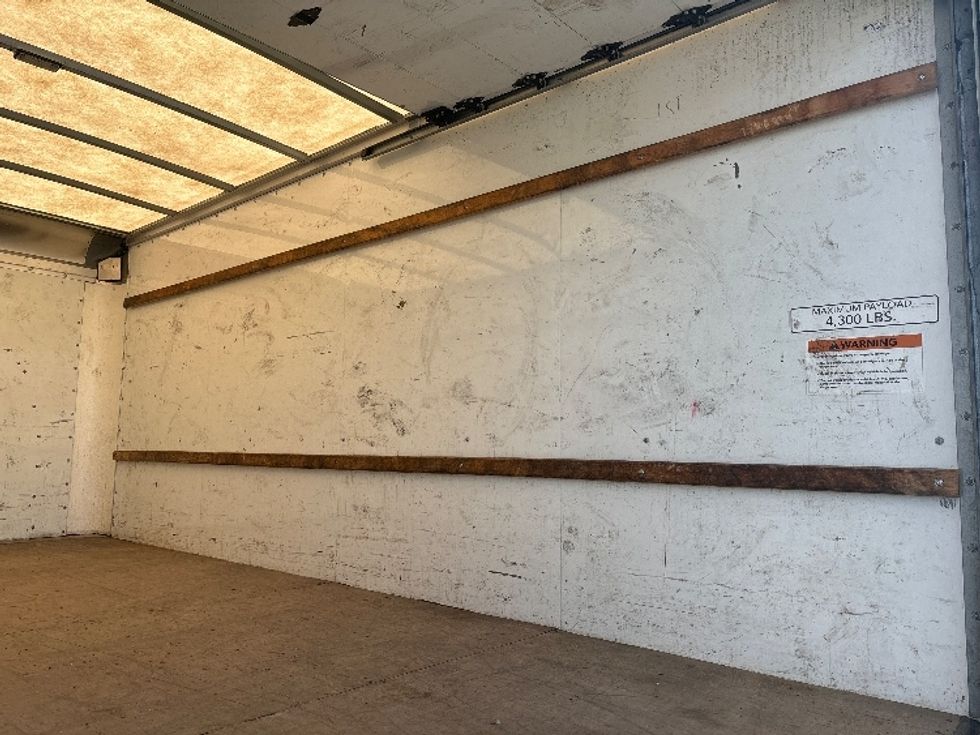 Light Duty Box Truck-Light and Medium Duty Trucks-GMC-2021-Savana G33903-Essex-MD-71,195\n\t\tmiles-$ 31,750 - Image 11